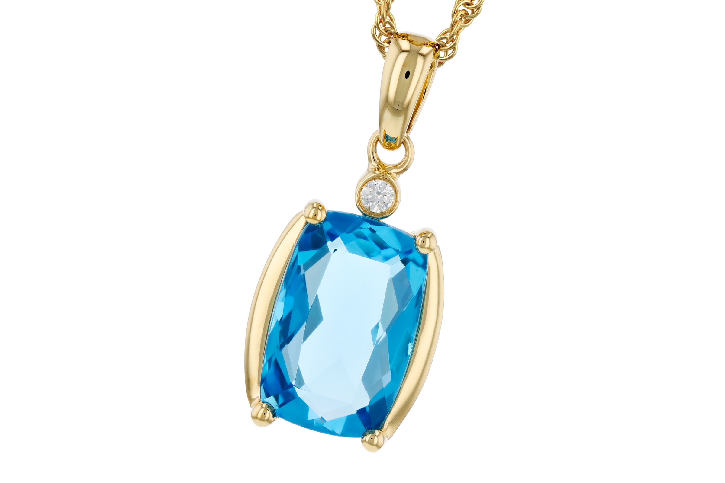 B275-84108: NECKLACE 2.88 BLUE TOPAZ 2.90 TGW (11x7MM BT)