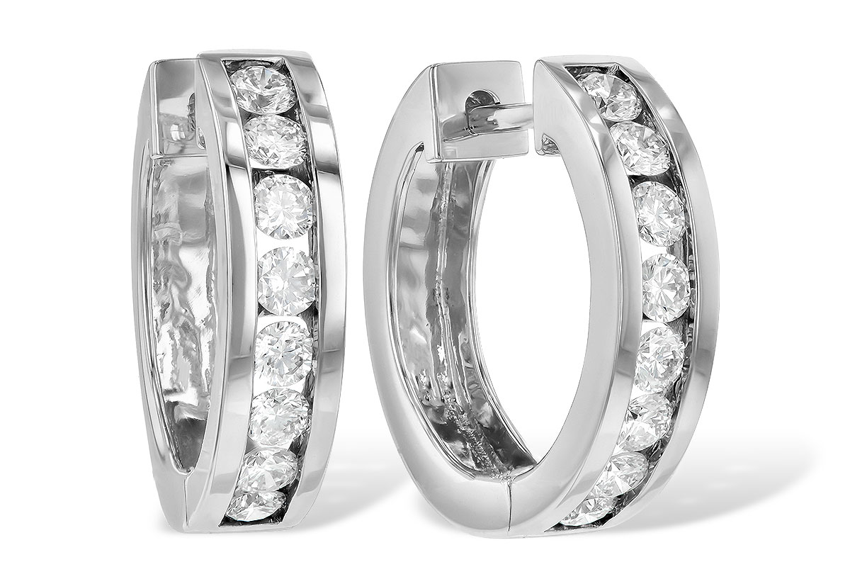 C185-85017: EARRINGS 1 CT TW