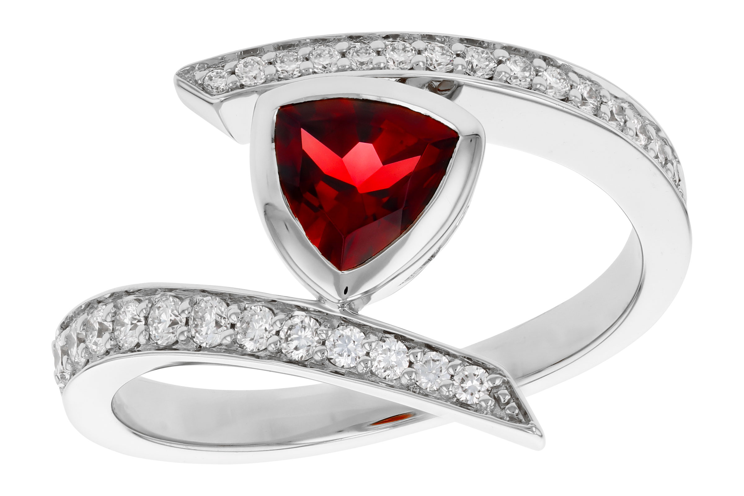 C275-85053: LDS RG .84 GARNET 1.08 TGW (6MM GAR)