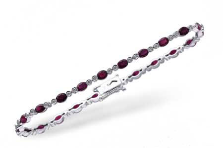D184-08662: BRACELET 4.08 RUBY 4.55 TGW