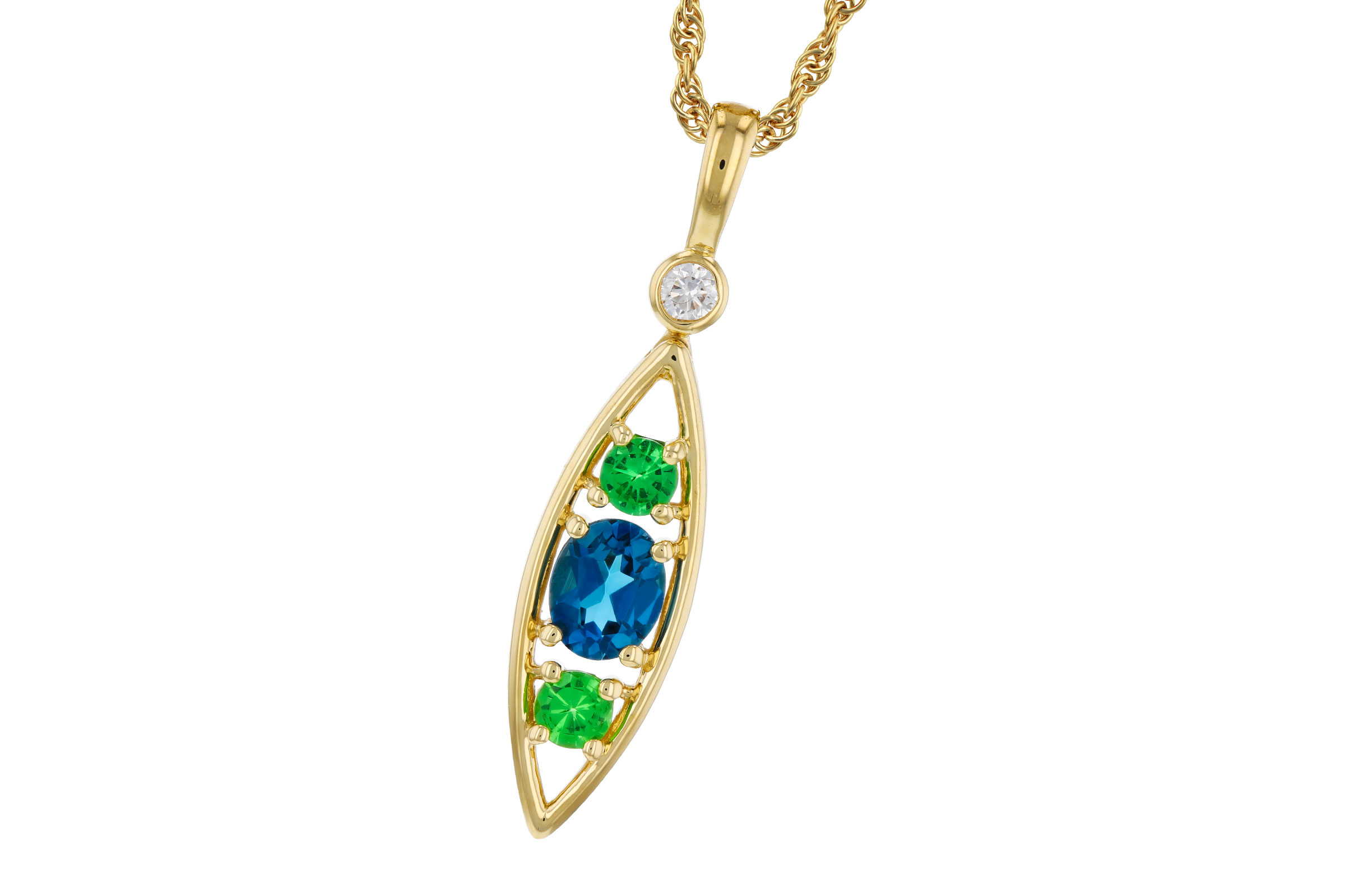 D275-84135: NECKLACE .54 SEMI-PREC (LBT & GR.GT) .58 TGW
