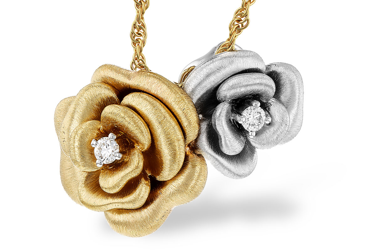 E275-82335: NECKLACE .06 TW