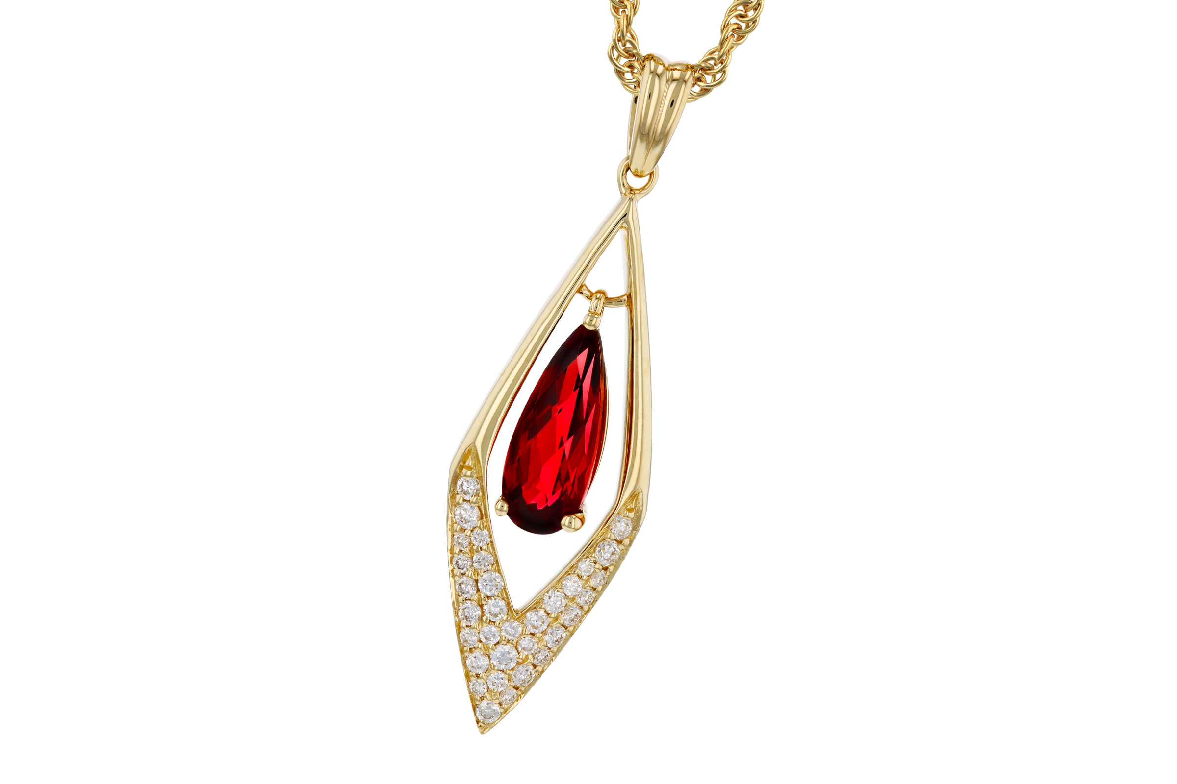F275-84116: NECK .93 GARNET 1.10 TGW (10x4MM GAR)
