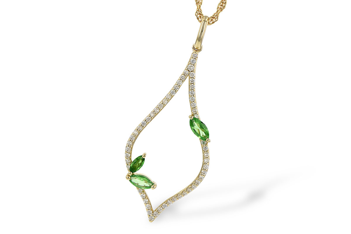 G190-43262: NECK .35 GREEN GARNET .55 TGW