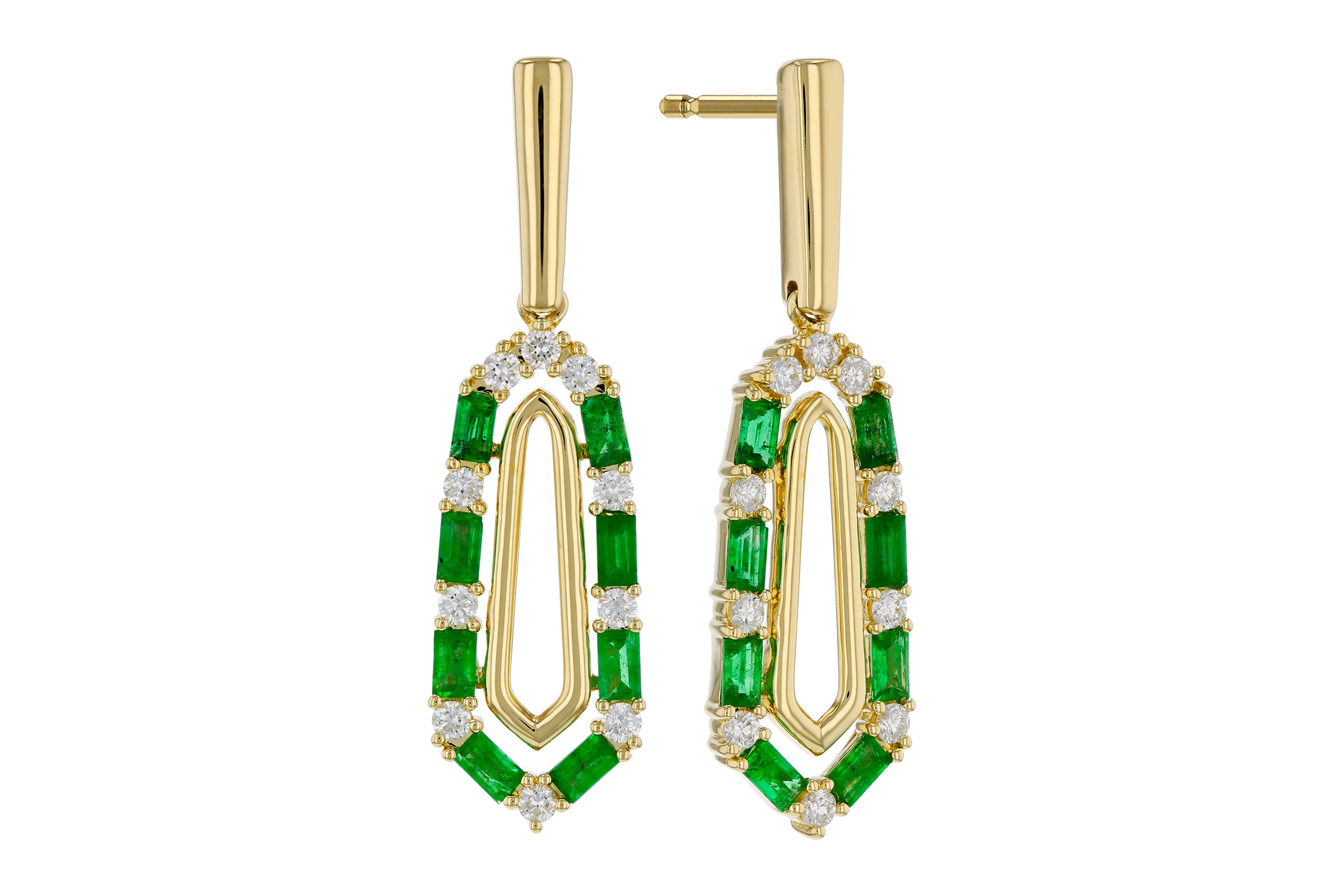 G275-85053: EARR .74 TW EMERALD 1.02 TGW
