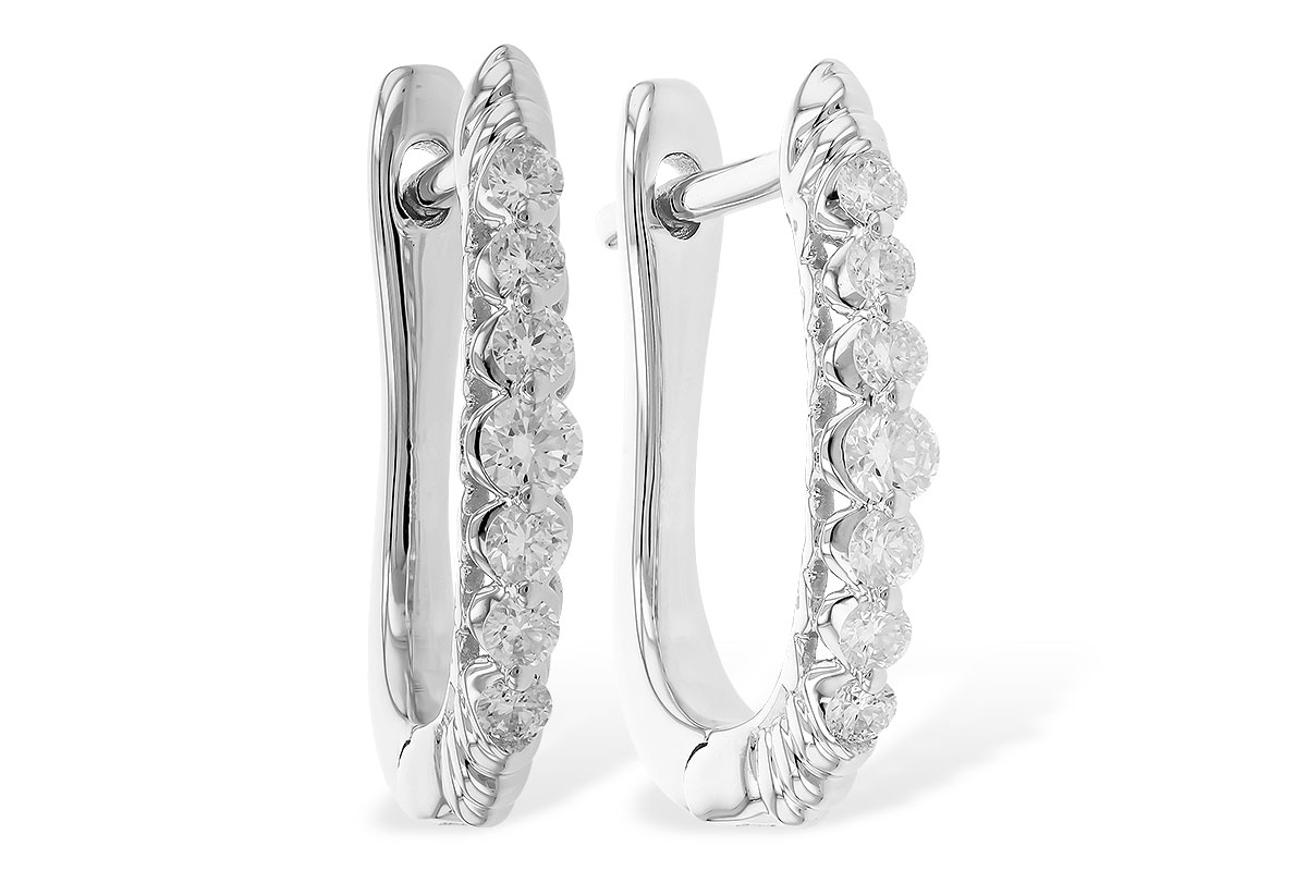 K274-03207: EARRINGS .25 TW