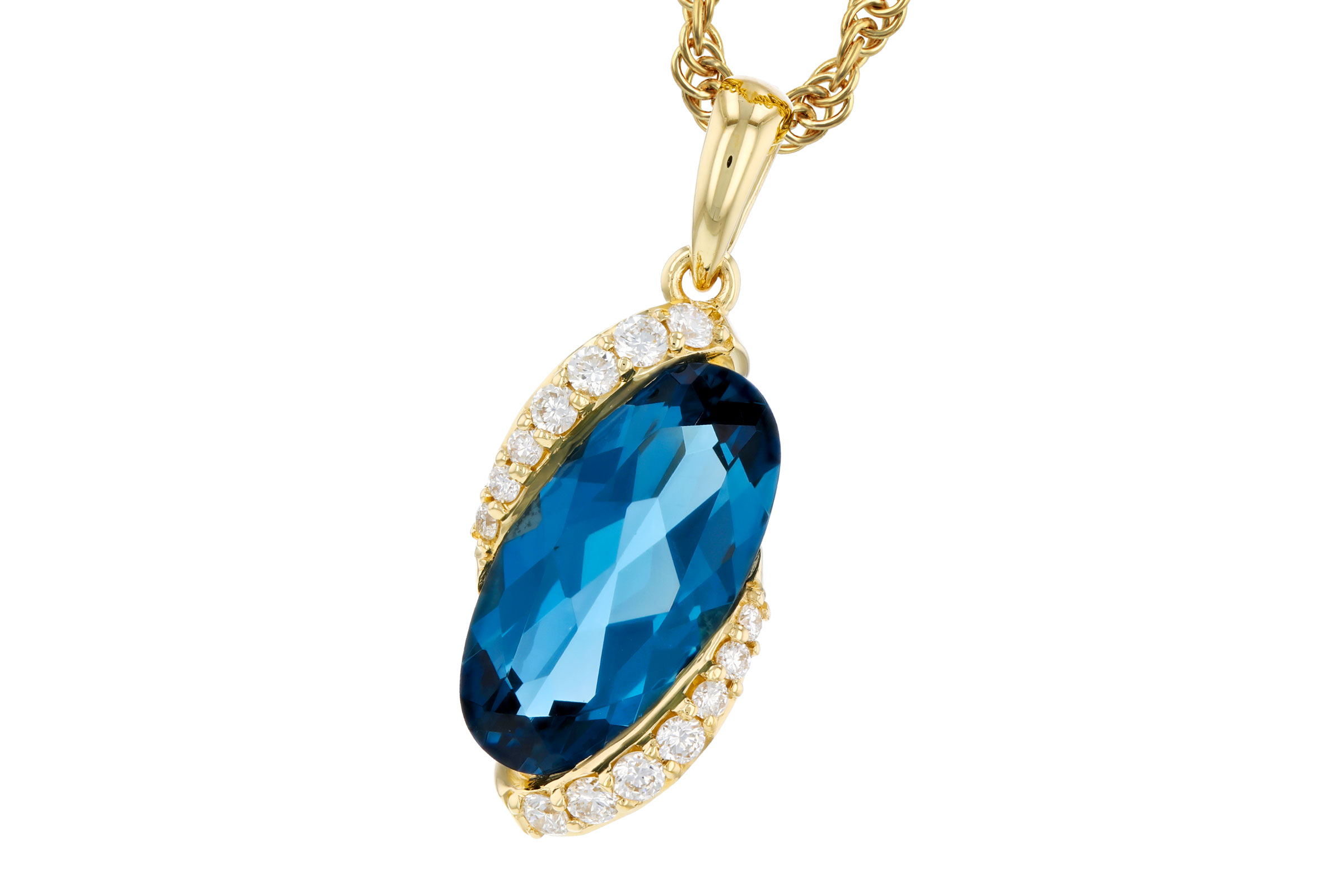 M275-85034: NECK 2.25 LONDON BLUE TOPAZ 2.37 TGW (12x6MM LBT)